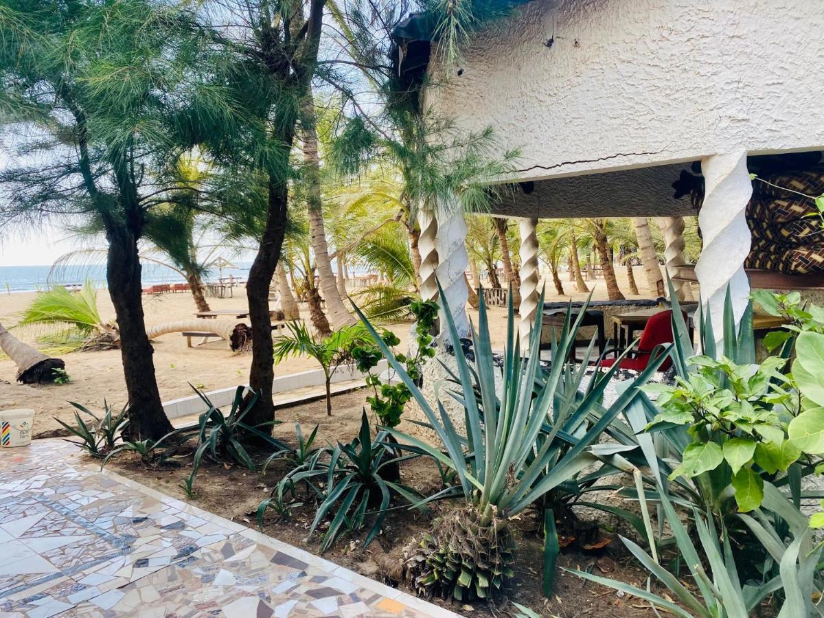 Jungle Beach Resort Sanyang Exteriér fotografie
