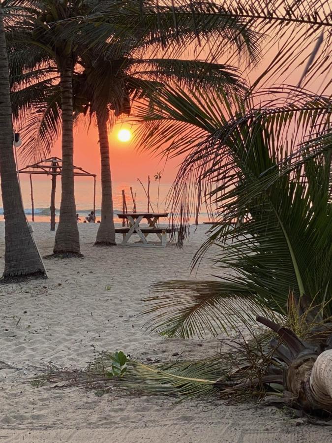 Jungle Beach Resort Sanyang Exteriér fotografie